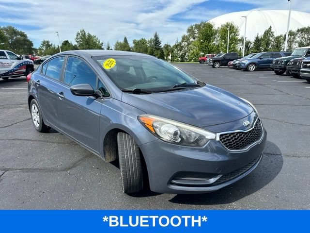 Used 2016 Kia Forte LX FWD image 2
