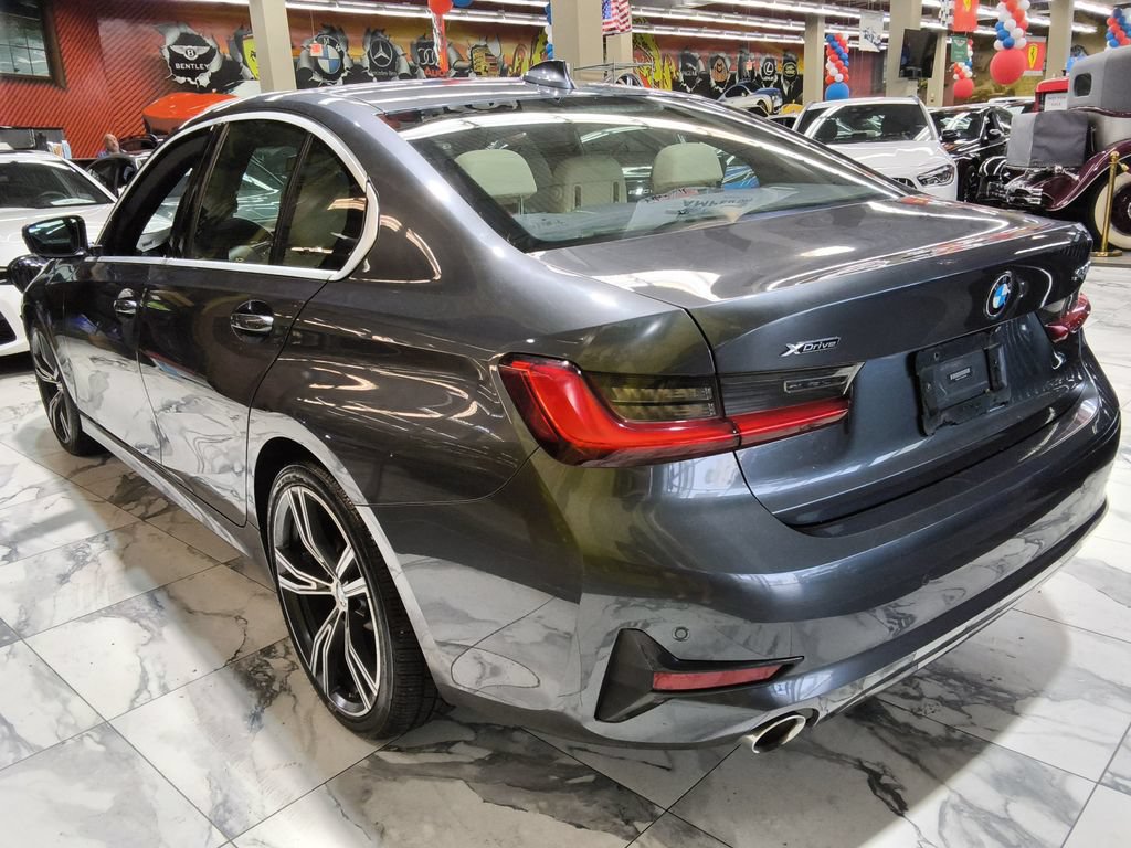 Used 2019 BMW 330i xDrive Sedan w/ Convenience Package AWD/4WD image 6