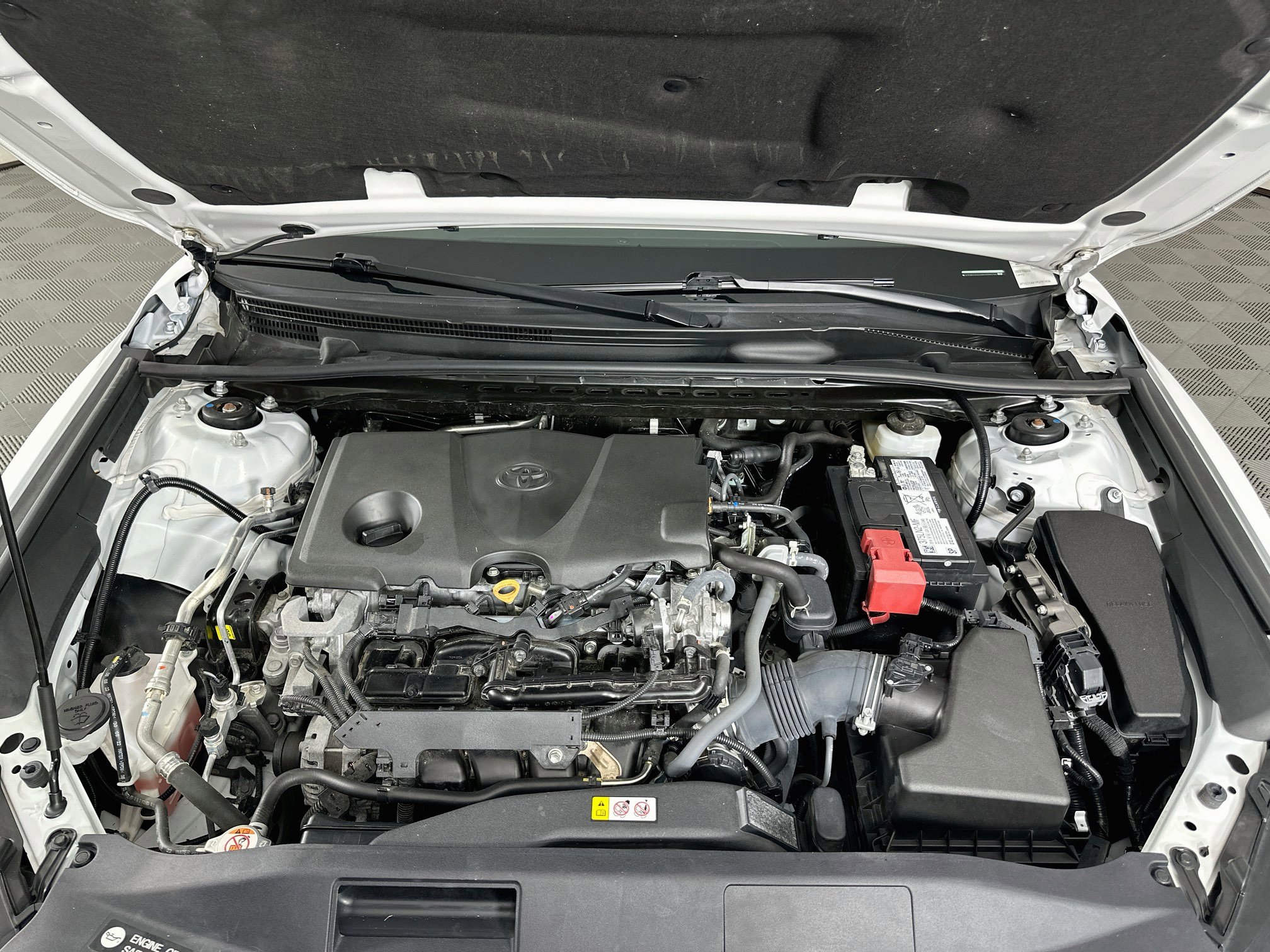Used 2023 Toyota Camry SE FWD image 31