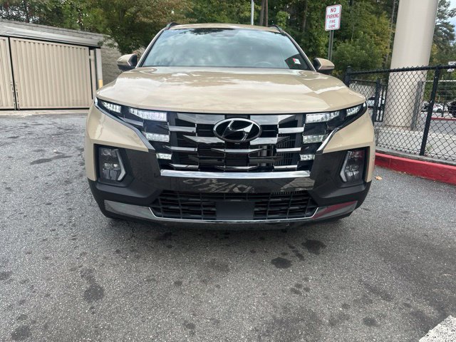Used 2024 Hyundai Santa Cruz Limited AWD/4WD image 2