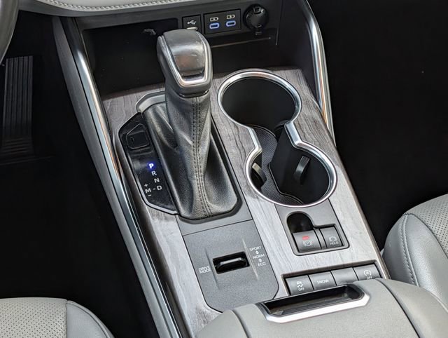 Used 2022 Toyota Highlander Limited image 14