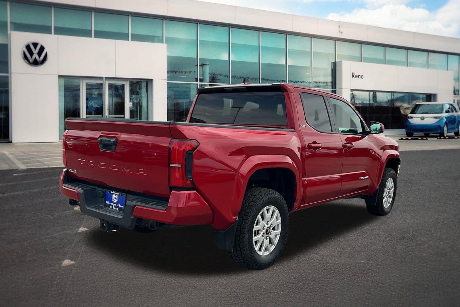 Used 2024 Toyota Tacoma SR5 AWD/4WD image 5
