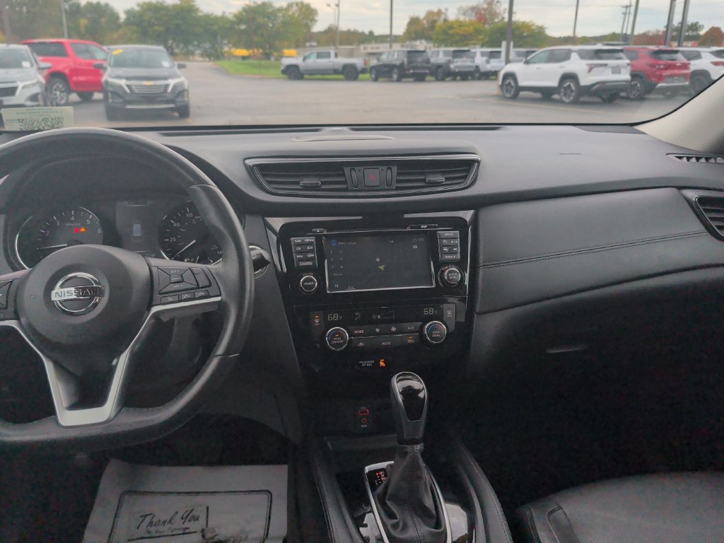 Used 2017 Nissan Rogue SL w/ SL Premium Package AWD/4WD image 27