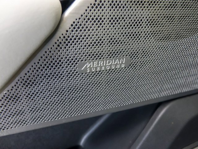 Used 2023 Land Rover Range Rover Velar HST image 26