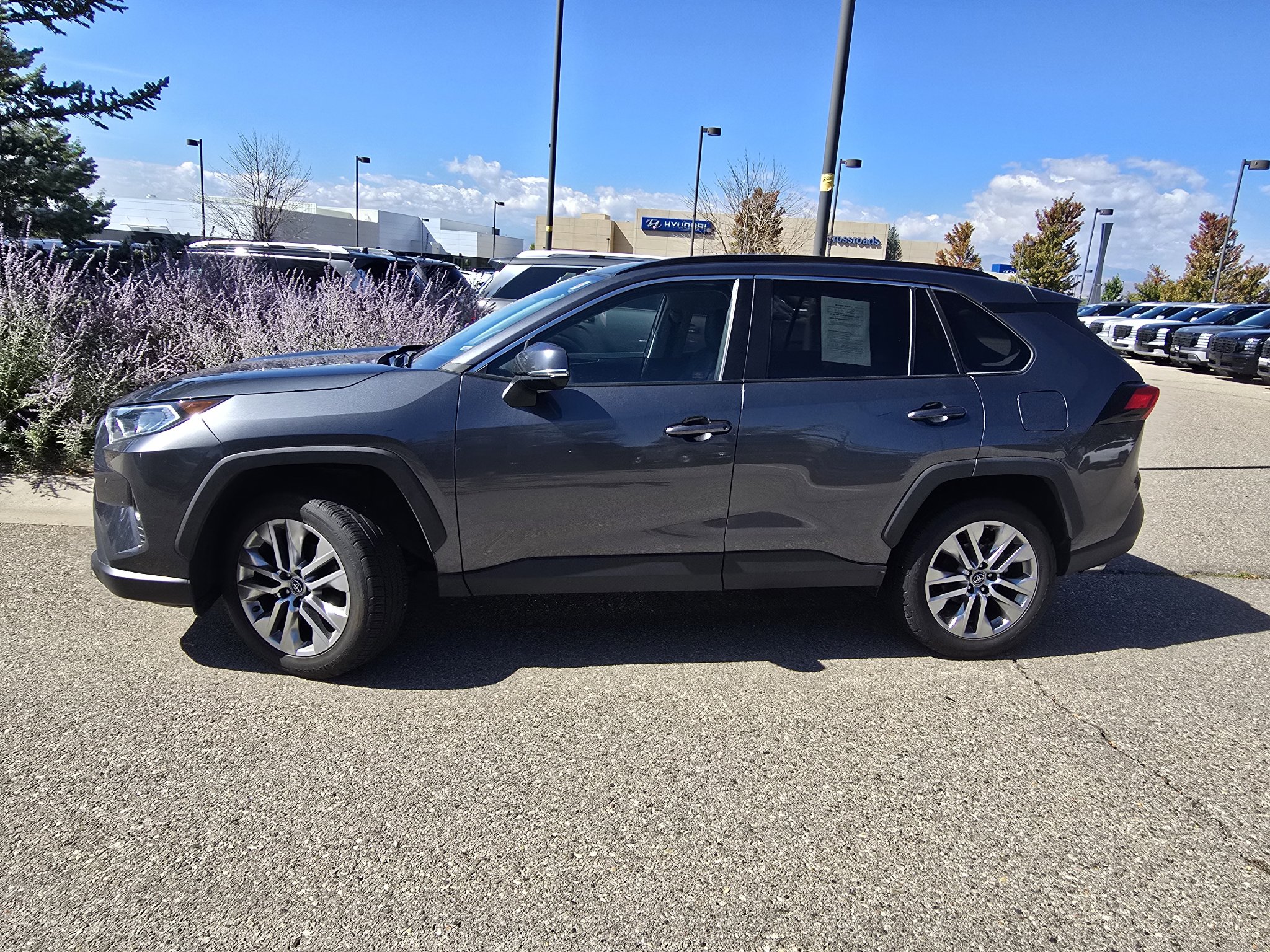 Used 2020 Toyota RAV4 XLE Premium AWD/4WD image 14