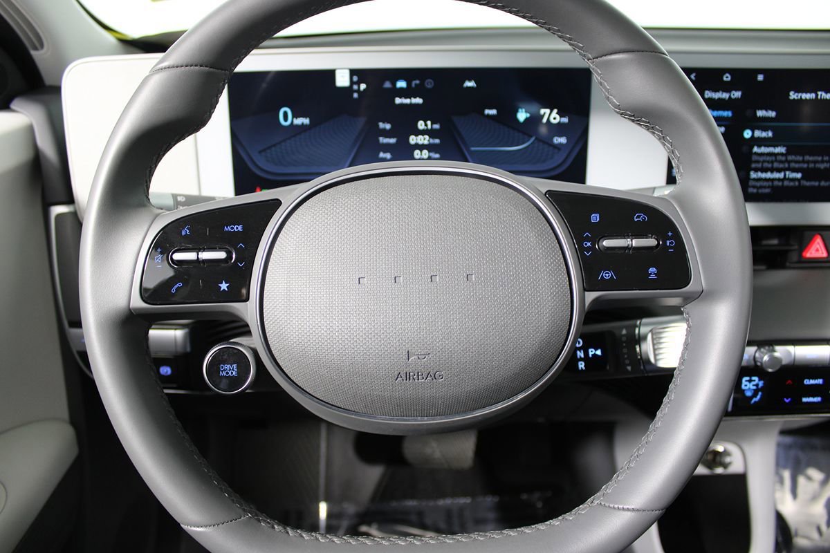 Used 2024 Hyundai Ioniq 5 SE image 7