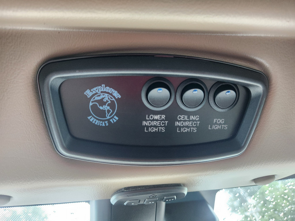 Used 2019 Chevrolet Express 2500 w/ Enhanced Convenience Package RWD image 38