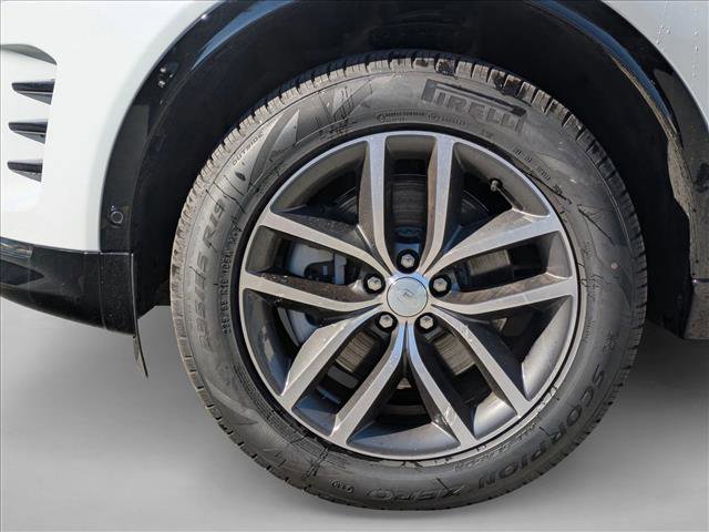 New 2026 Land Rover Discovery Sport Landmark image 10