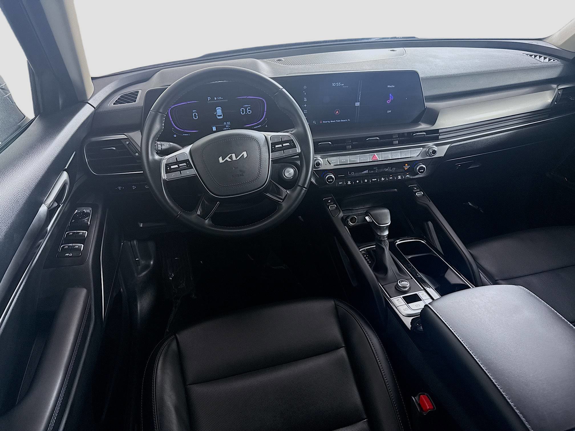 Used 2025 Kia Telluride S image 15