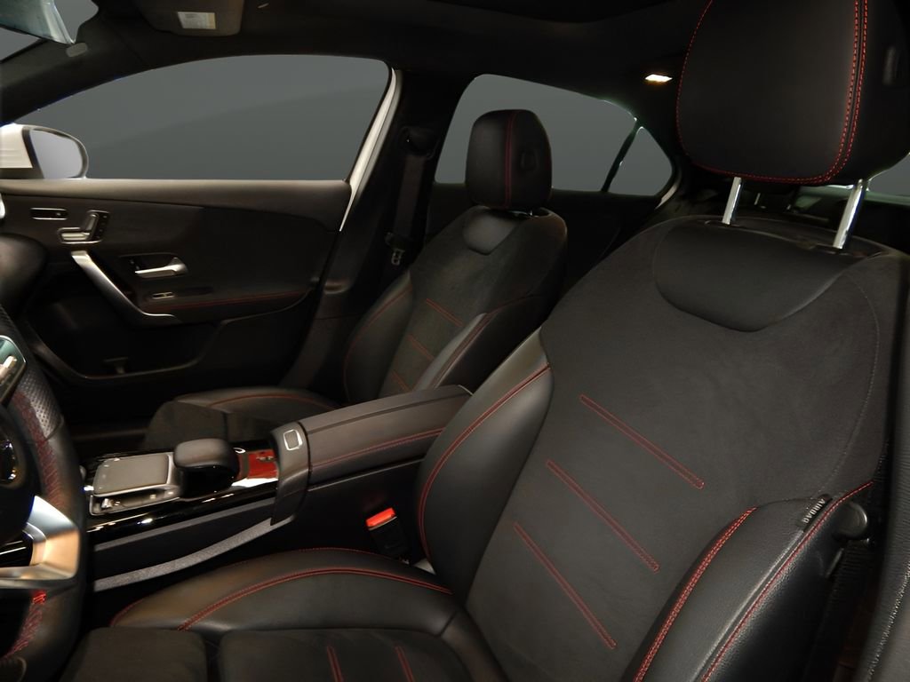 Used 2022 Mercedes-Benz A 220 4MATIC w/ AMG Line image 17