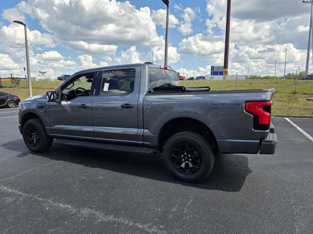 Used 2025 Ford F150 Lightning XLT AWD/4WD image 7