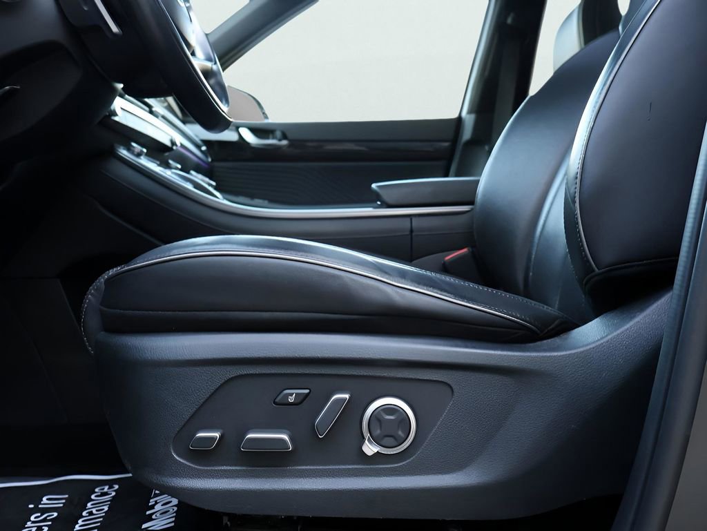 Used 2023 Hyundai Palisade Calligraphy image 41
