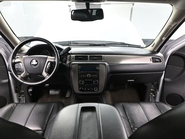 Used 2010 Chevrolet Tahoe LT w/ Luxury Package image 26