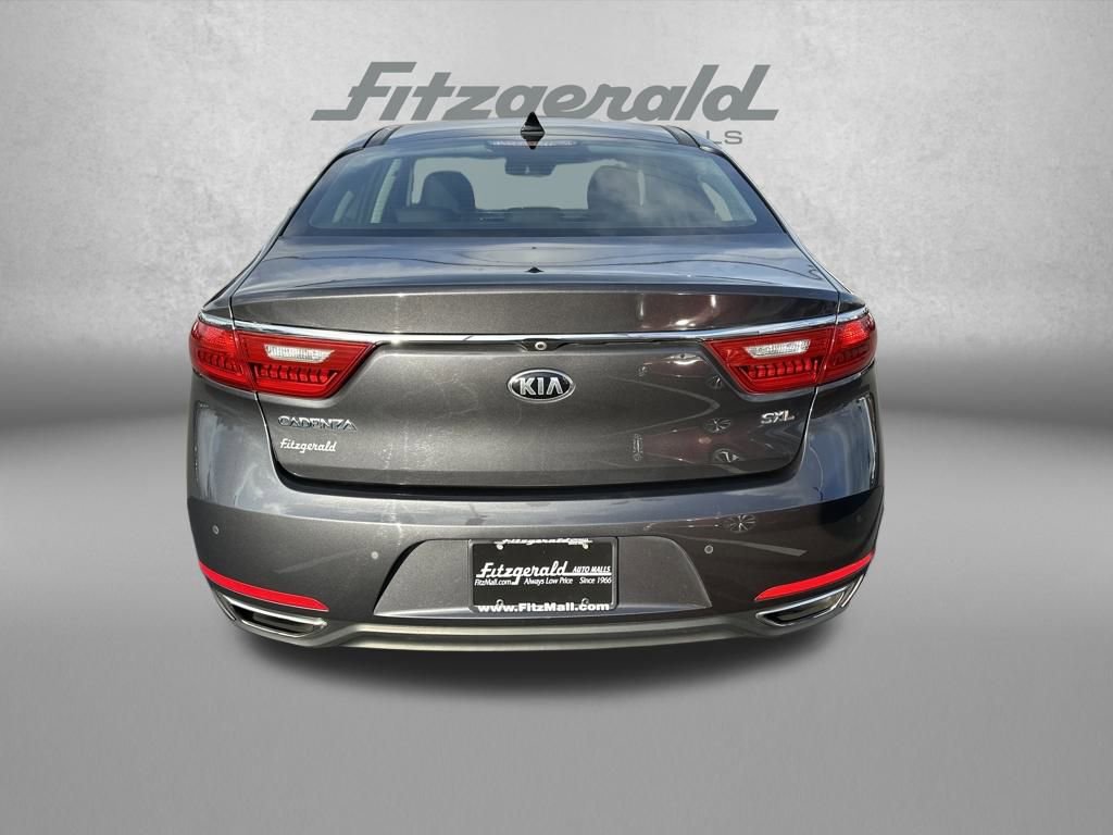 Used 2017 Kia Cadenza Limited image 6