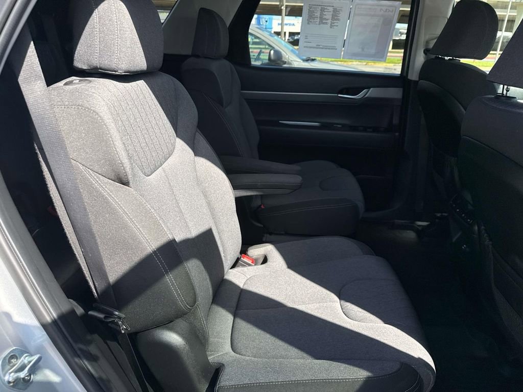 Used 2022 Hyundai Palisade SEL image 12
