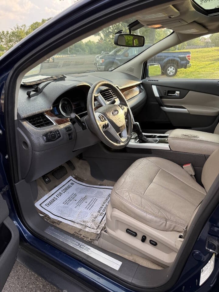 Used 2012 Ford Edge Limited FWD image 12