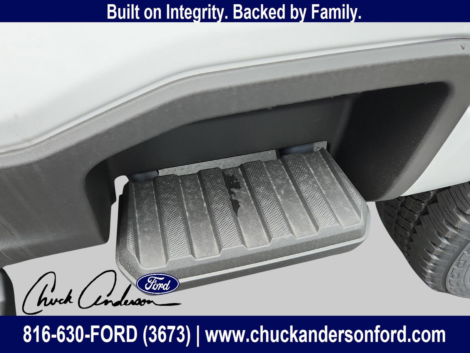 New 2025 Ford F350 Lariat w/ Black Appearance Package image 13