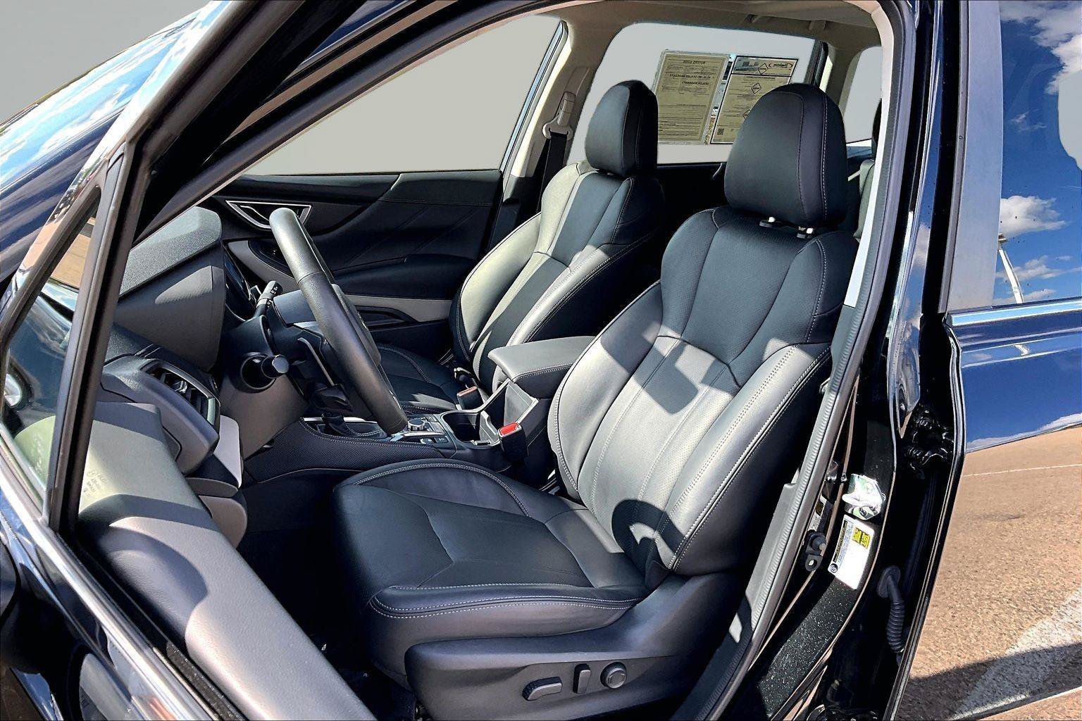 Used 2023 Subaru Forester Limited AWD/4WD image 26