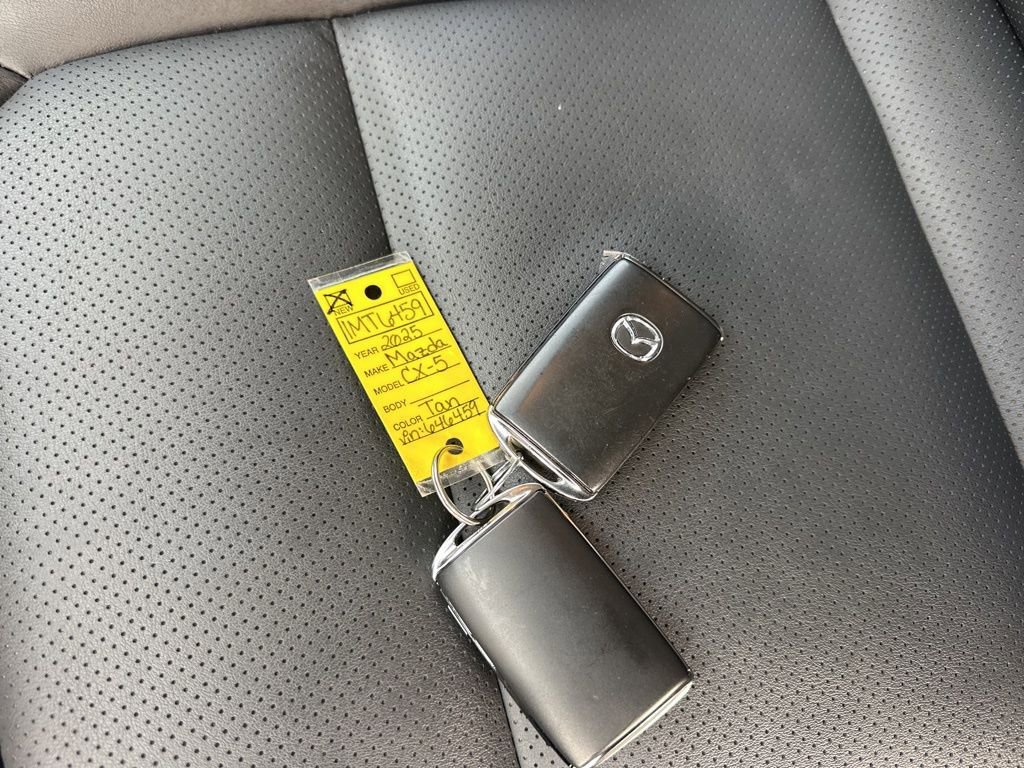 Used 2025 MAZDA CX-5 AWD 2.5 S w/ Select Package image 34