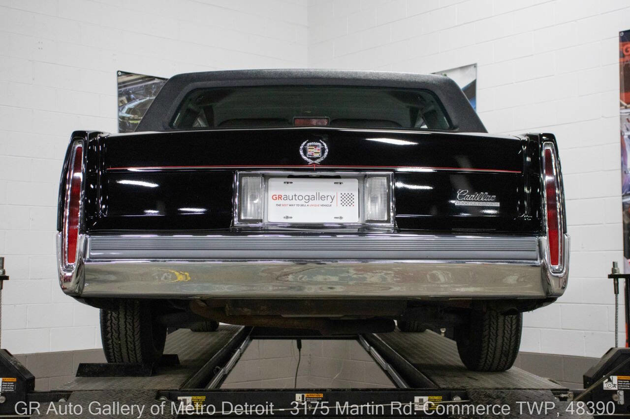 Used 1990 Cadillac Fleetwood Coupe FWD image 20