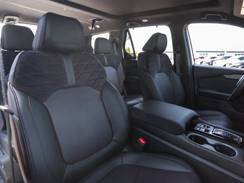 Used 2026 Honda Pilot Black Edition image 21
