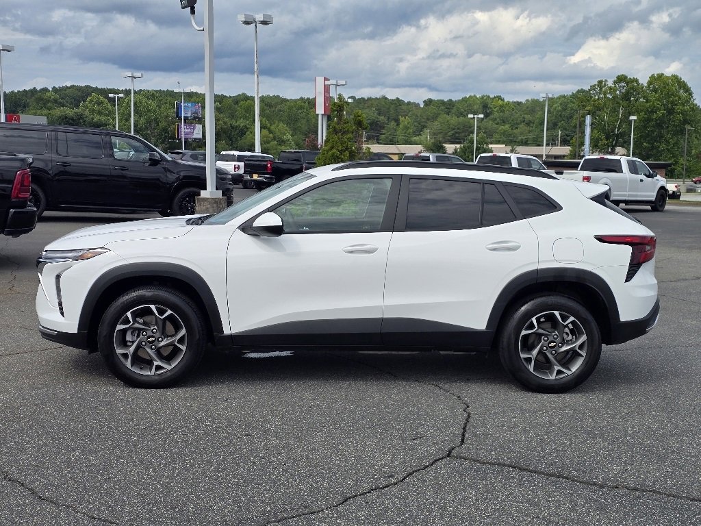 Used 2024 Chevrolet Trax LT image 23