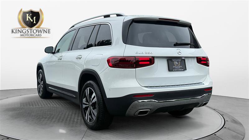 Used 2025 Mercedes-Benz GLB 250 image 3