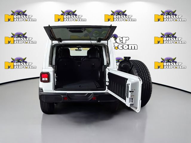 Used 2021 Jeep Wrangler Unlimited Sahara w/ Uconnect 4C Nav & Sound Group image 26