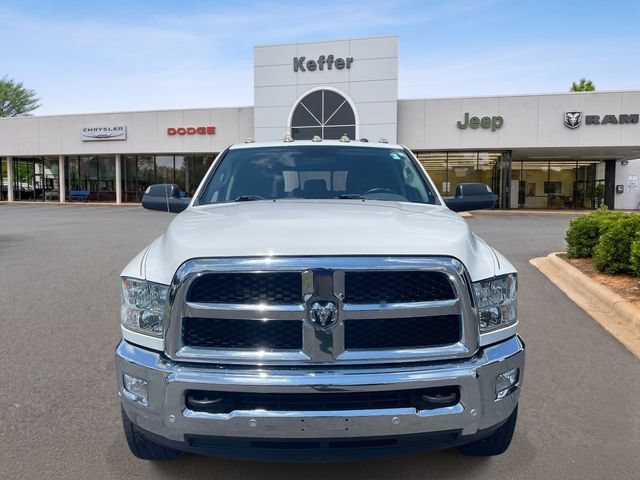 Used 2018 RAM 3500 SLT w/ Luxury Group AWD/4WD image 3