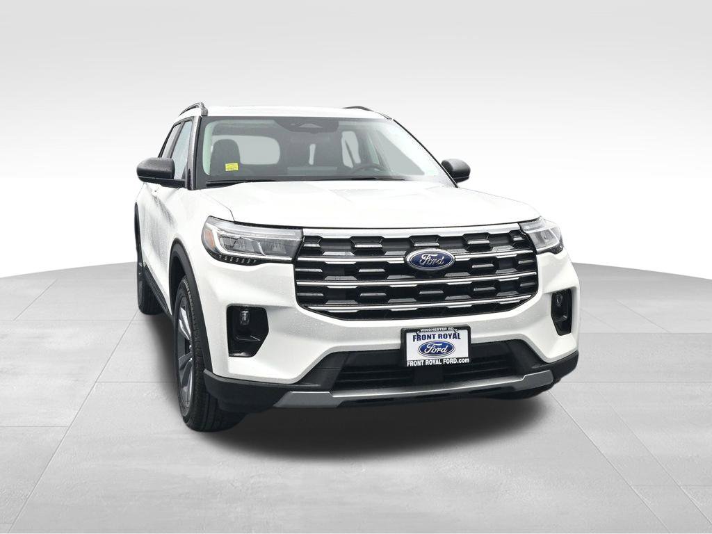 New 2026 Ford Explorer Active image 2