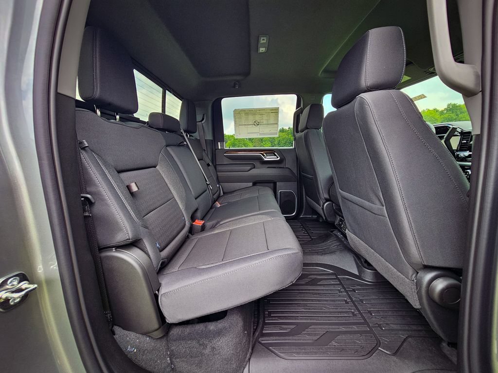 New 2026 GMC Sierra 2500 SLE w/ SLE Value Package; AWD/4WD image 38