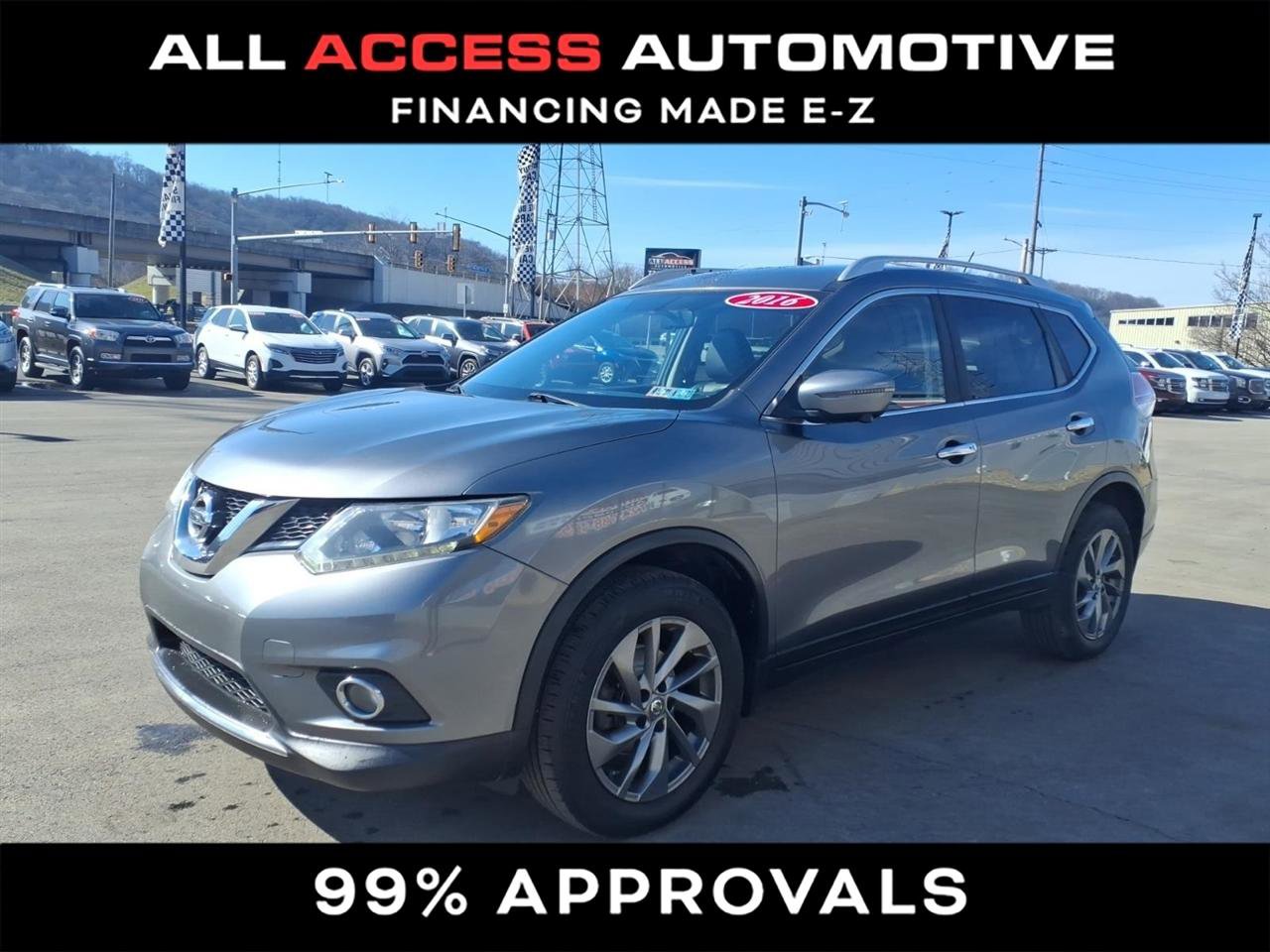 Used 2016 Nissan Rogue SL image 4