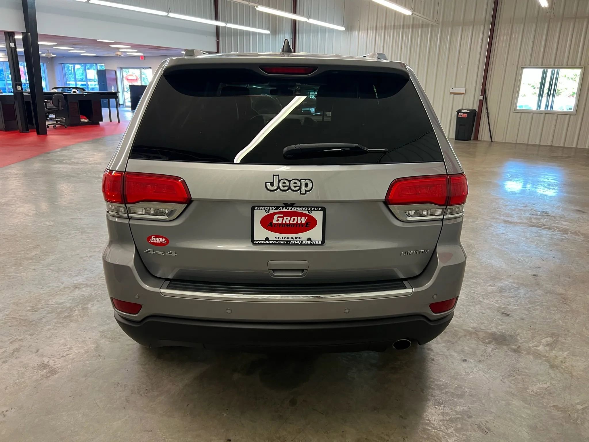 Used 2019 Jeep Grand Cherokee Limited image 10