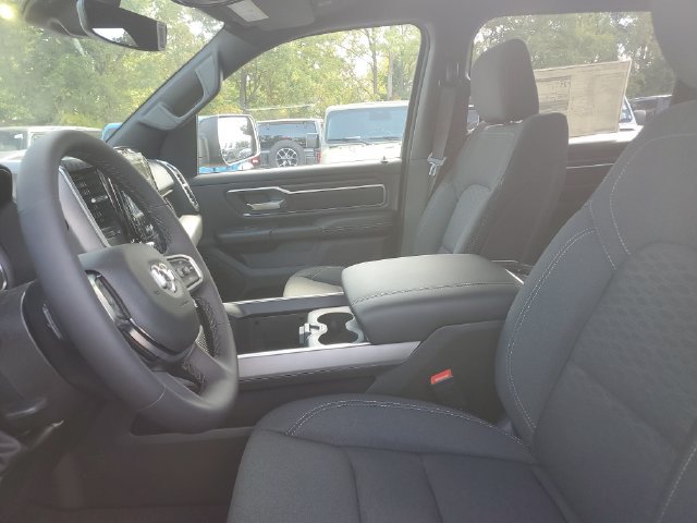 New 2026 RAM 1500 Big Horn AWD/4WD image 17