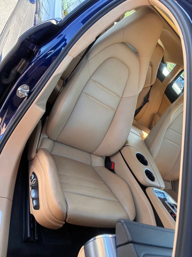 Used 2020 Porsche Panamera 4S AWD/4WD image 26