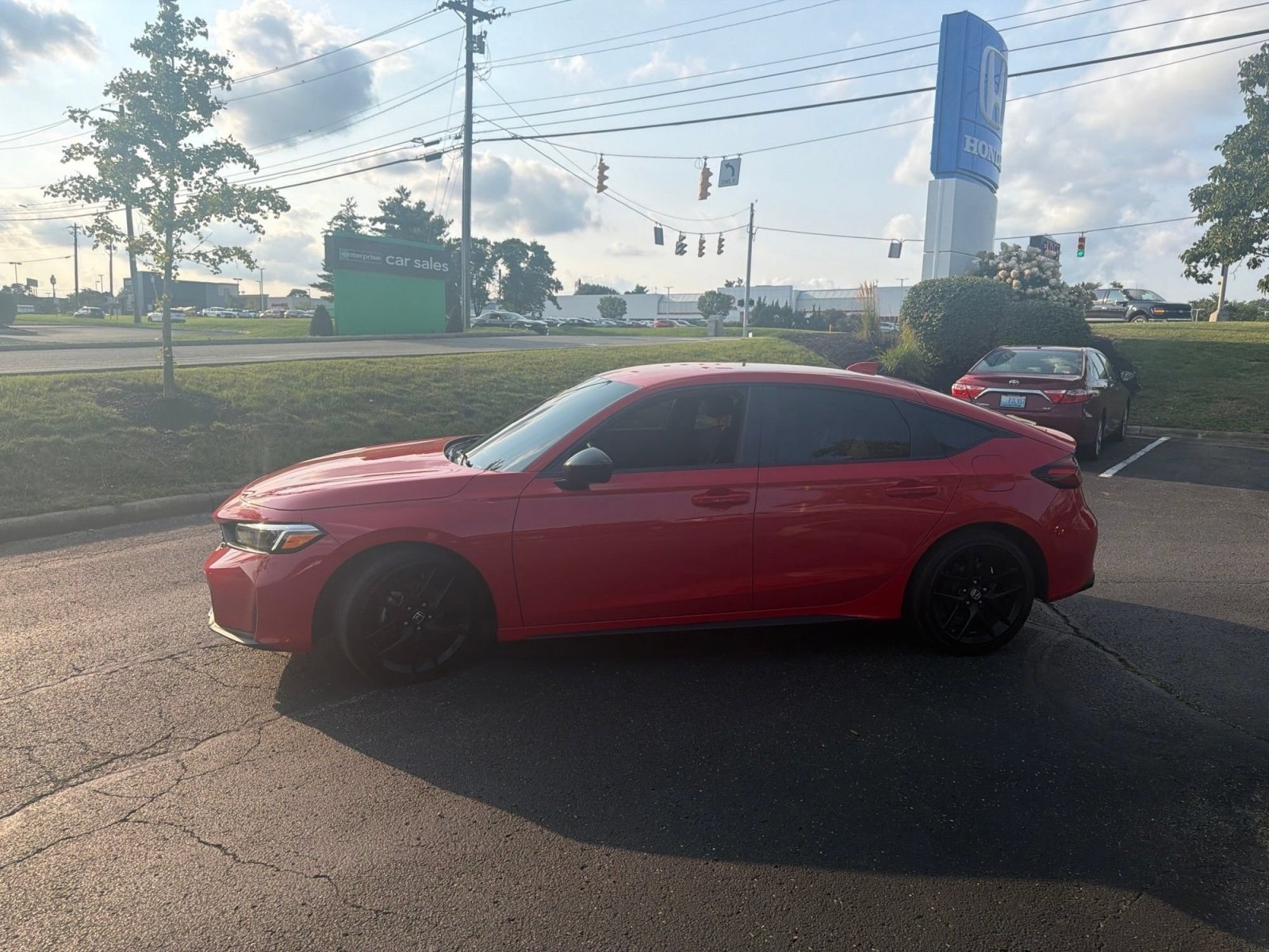 Used 2025 Honda Civic Sport image 13