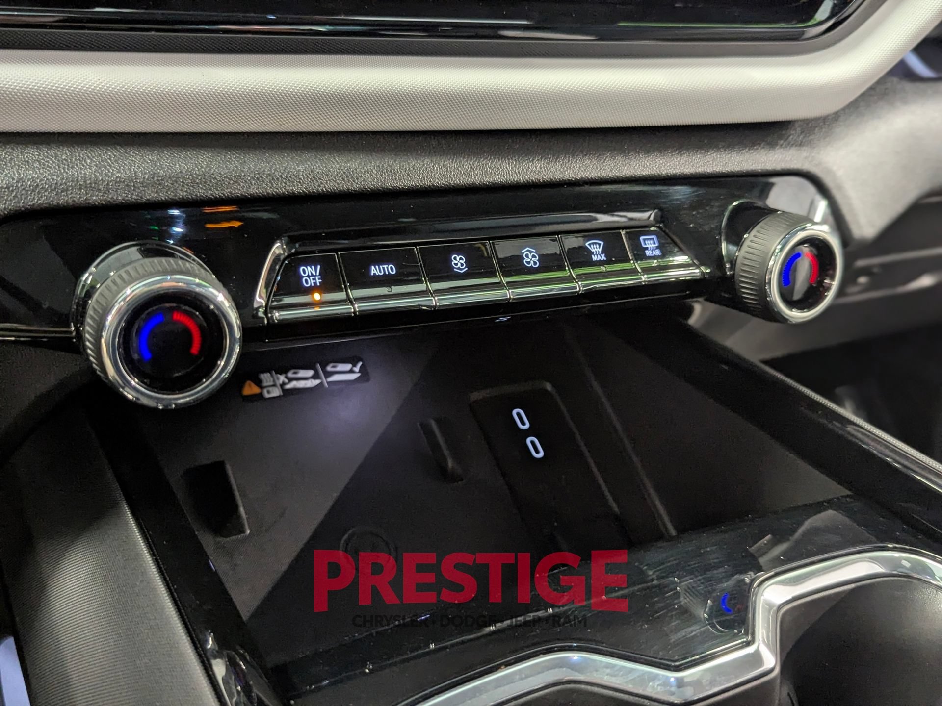 Used 2025 Chevrolet Silverado EV RST AWD/4WD image 26
