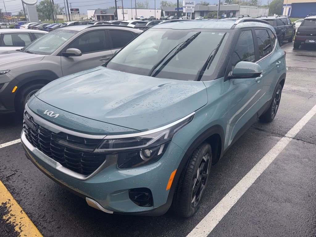 Used 2024 Kia Seltos EX FWD image 1