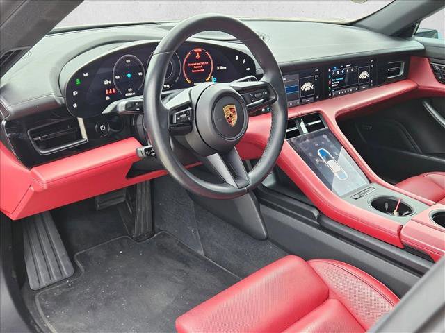 Used 2020 Porsche Taycan 4S image 10