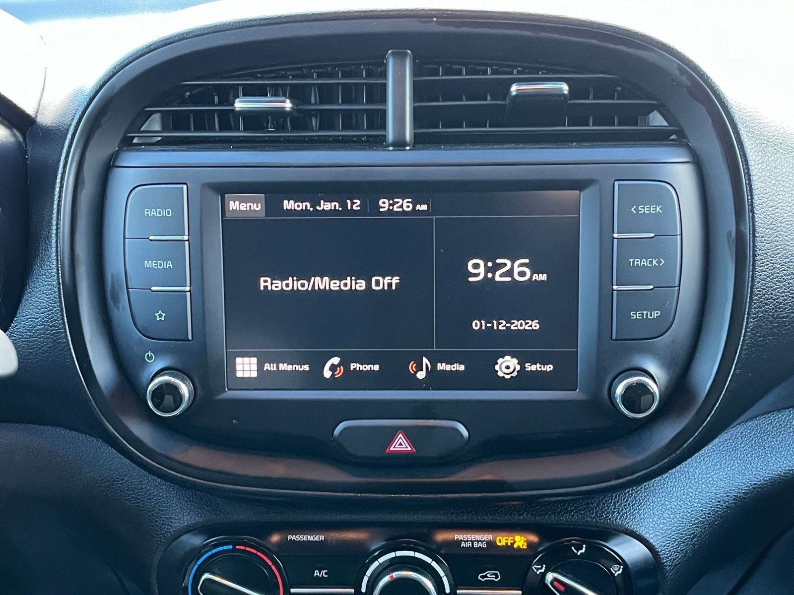 Used 2025 Kia Soul LX w/ LX Technology Package image 18