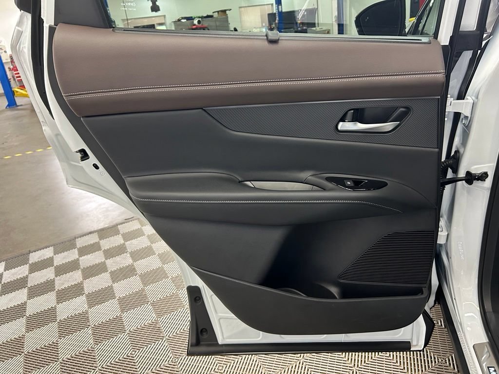 Used 2026 Nissan Murano Platinum w/ Cargo Package AWD/4WD image 18