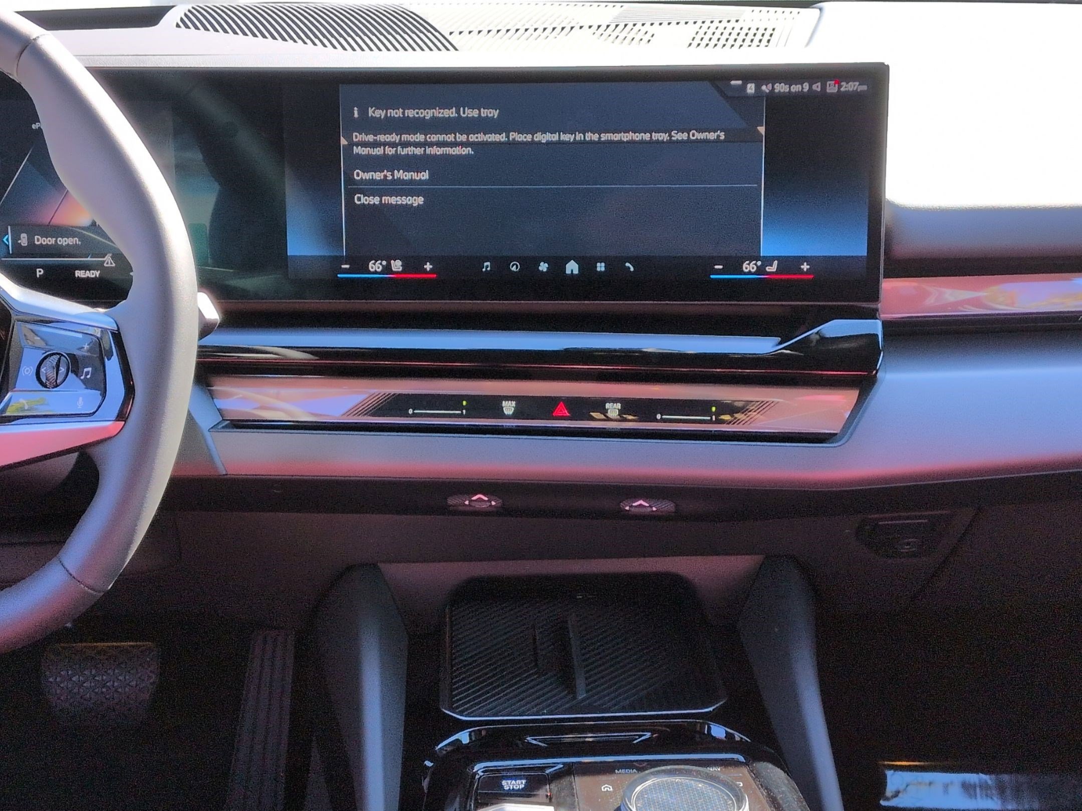 Used 2025 BMW i5 eDrive40i w/ Premium Package image 30