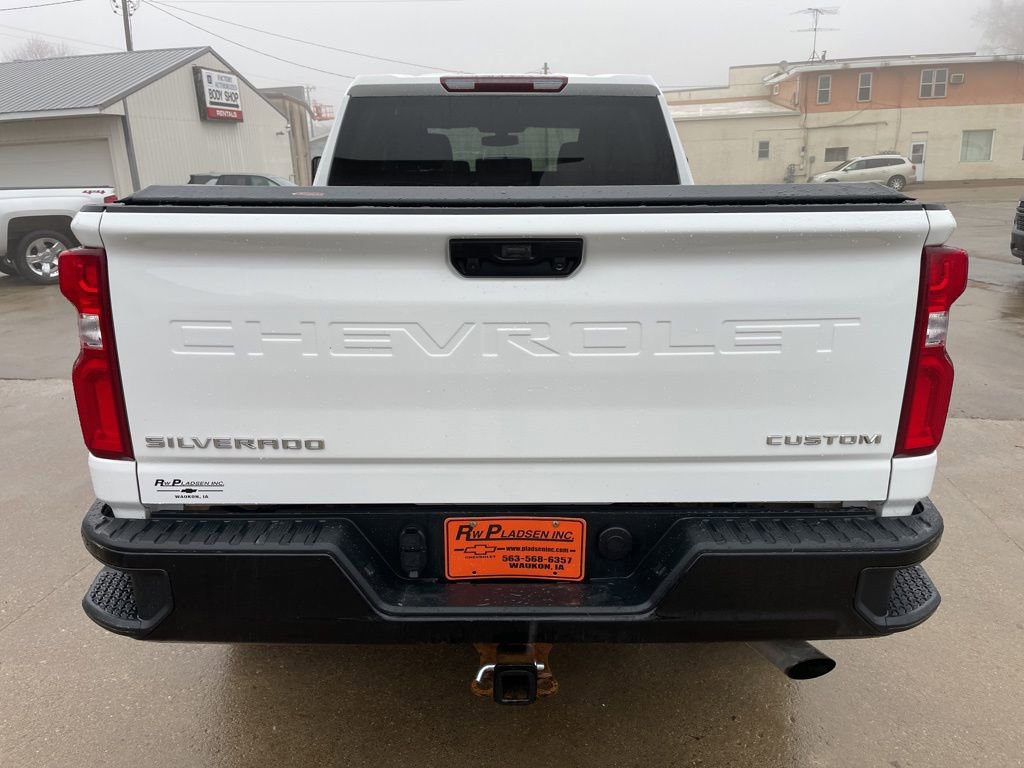 Used 2020 Chevrolet Silverado 2500 Custom w/ Custom Value Package image 16