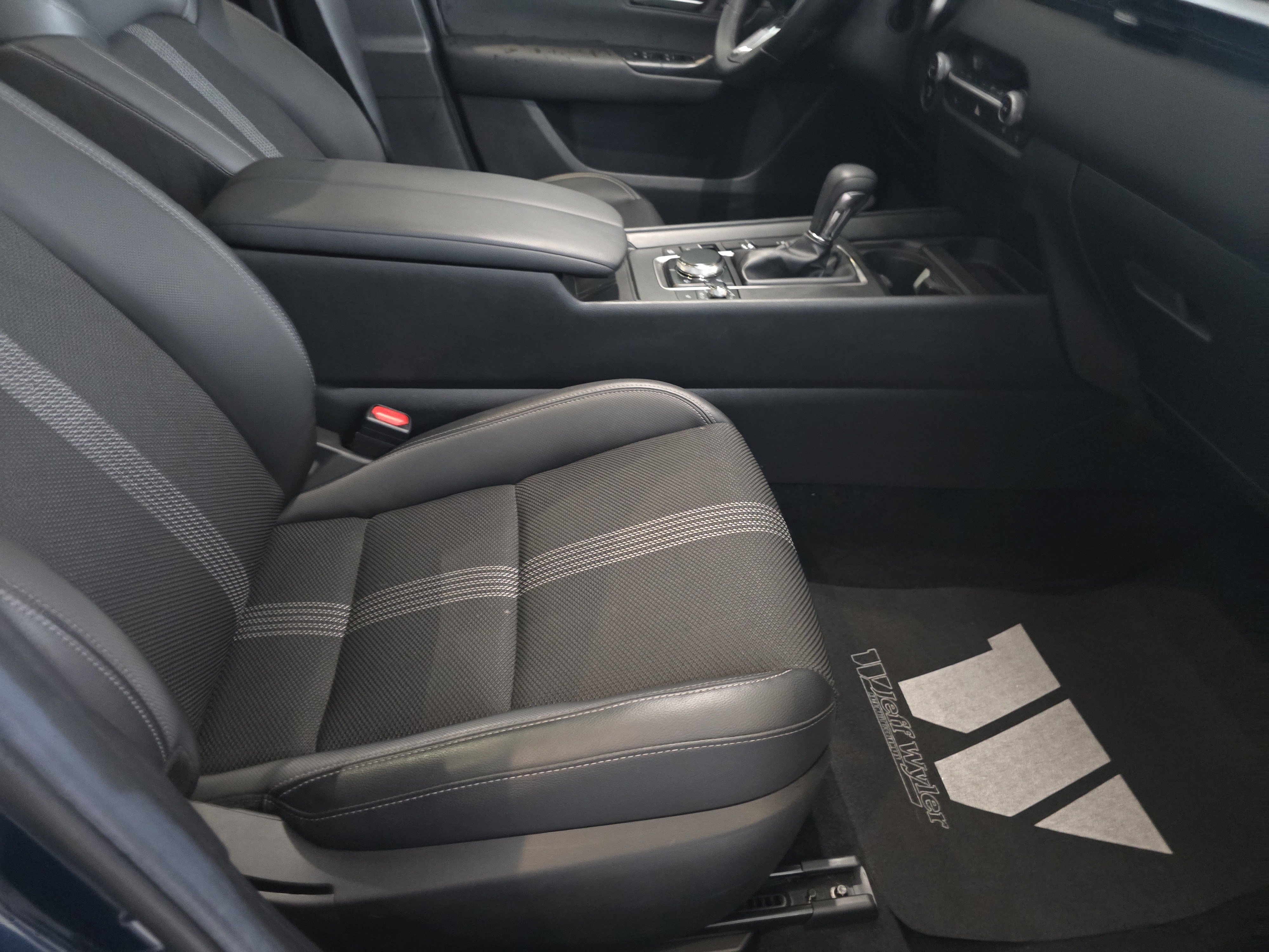 Used 2024 MAZDA CX-50 AWD 2.5 S w/ Premium Package image 22