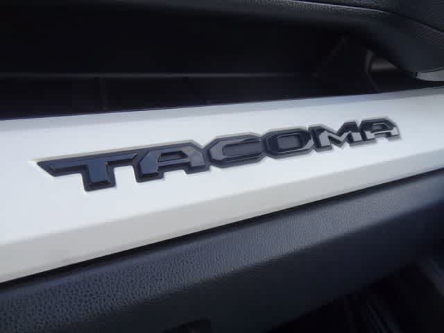 Used 2024 Toyota Tacoma TRD Off-Road AWD/4WD image 32