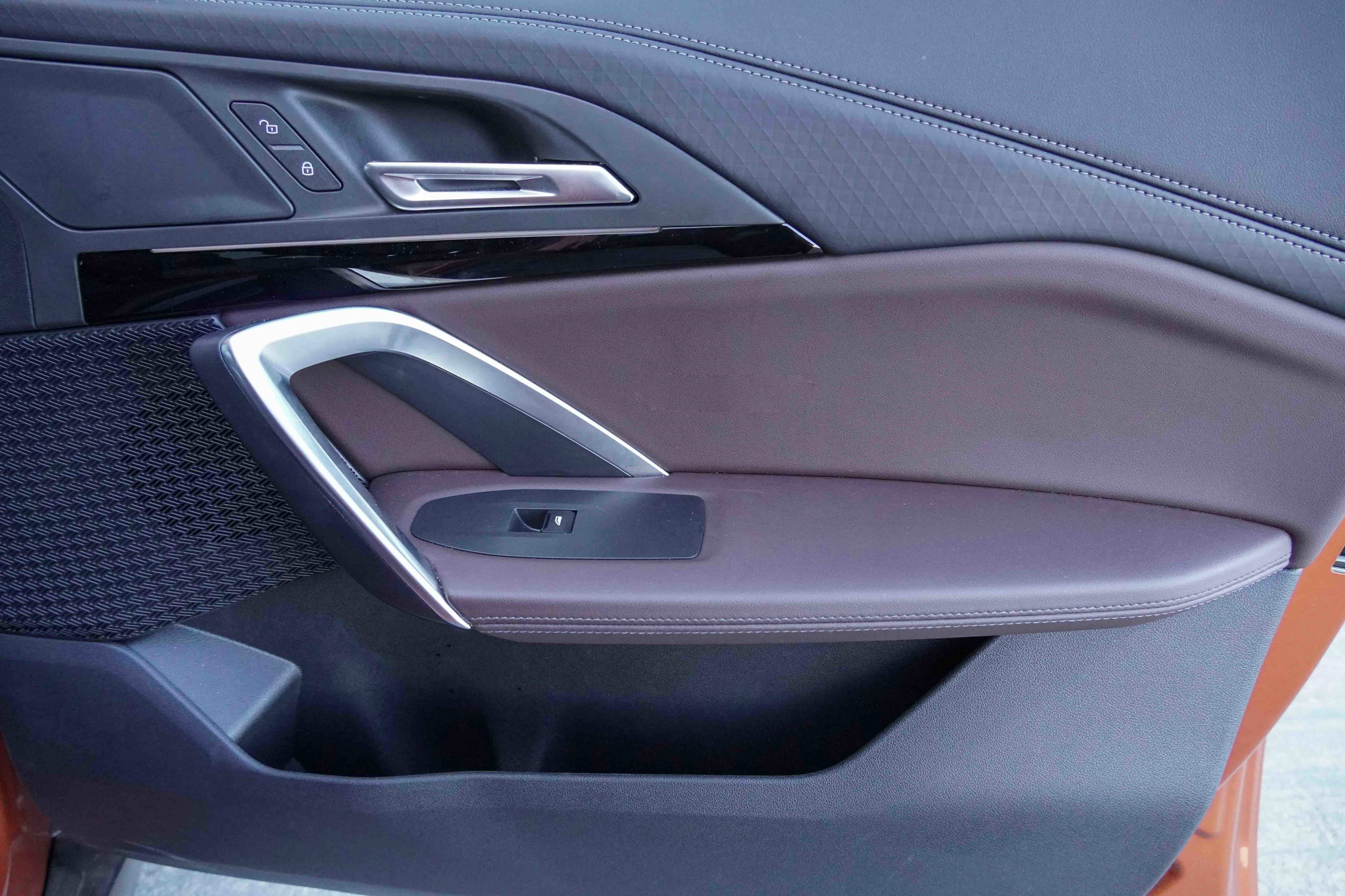 Certified 2025 BMW X2 xDrive28i image 30