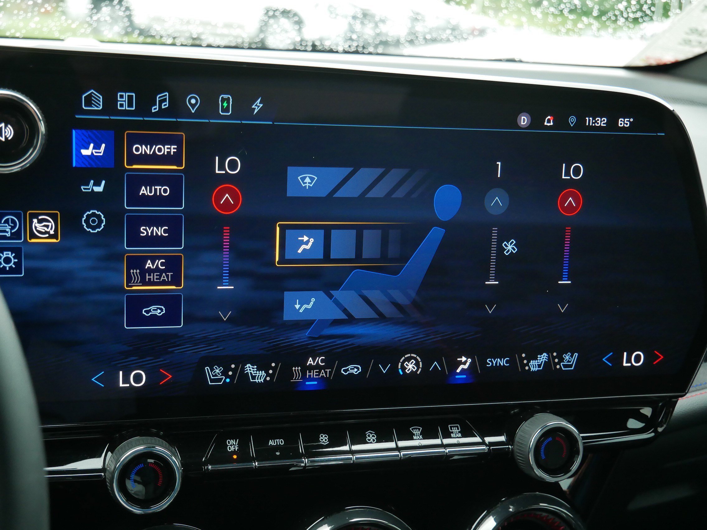 Used 2024 Chevrolet Blazer EV RS AWD/4WD image 24