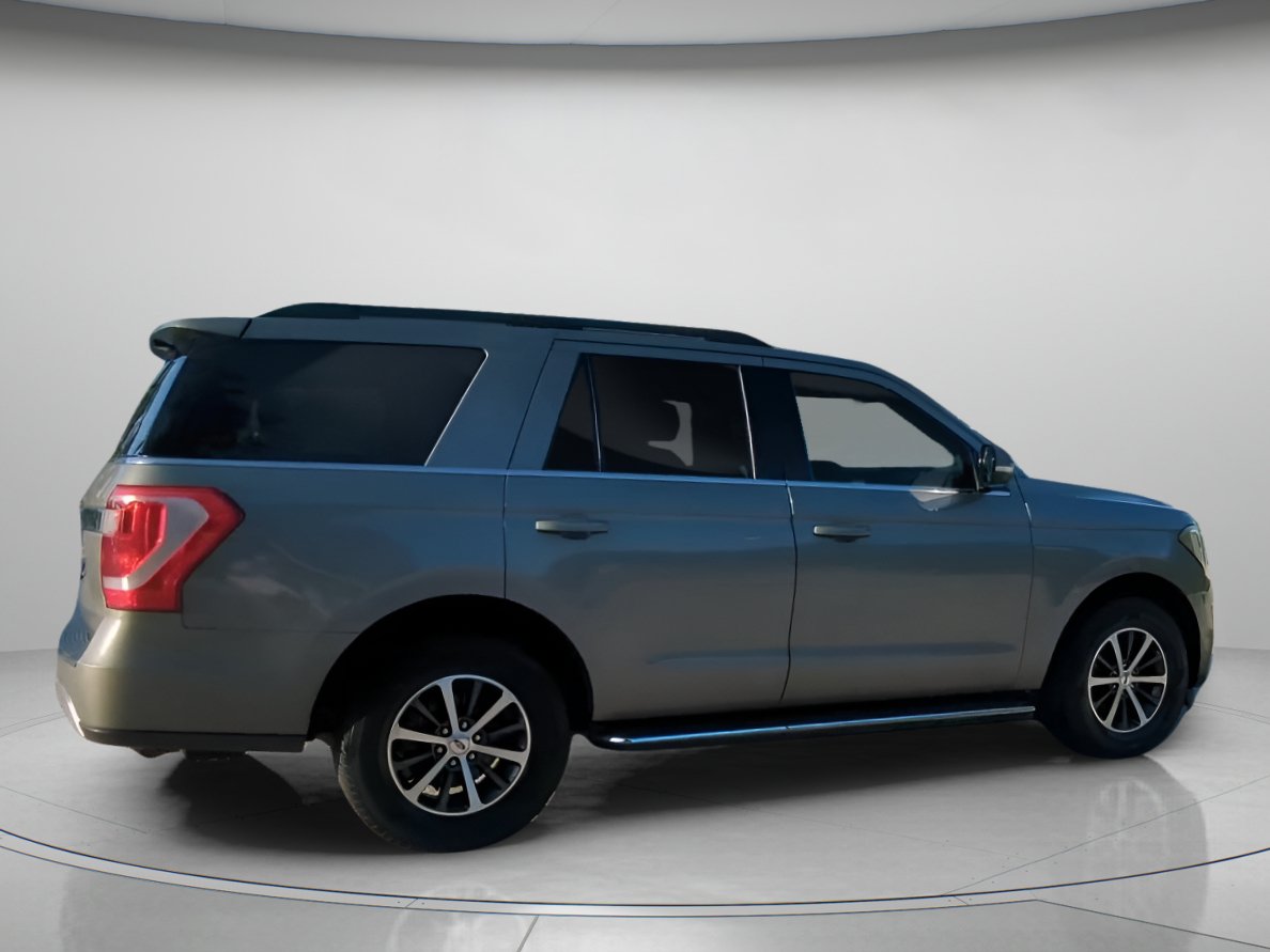 Certified 2019 Ford Expedition XLT w/ Equipment Group 202A RWD image 30