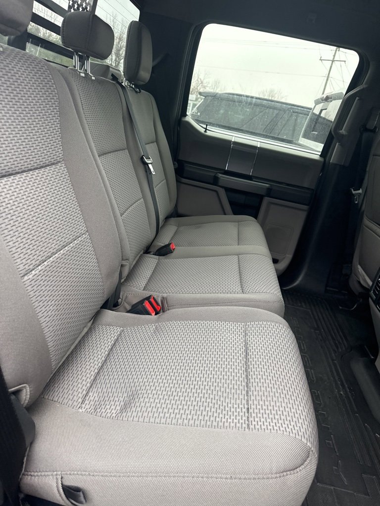 Used 2022 Ford F250 XLT w/ Black Appearance Package image 9