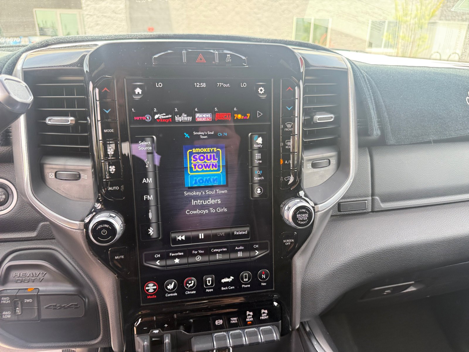 Used 2021 RAM 3500 Laramie image 22